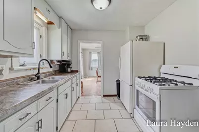 1367 E Riverside Drive, Ionia, MI 48846 - Photo 16