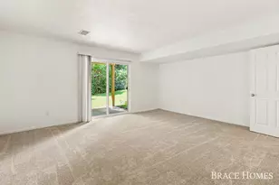 1776 Grand Ct NE, Grand Rapids, MI 49525 - Photo 18