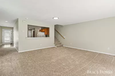 1776 Grand Court NE, Grand Rapids, MI 49525 - Photo 2