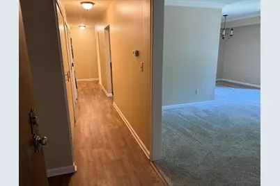 1749 Monticello Street #E4, Trenton, MI 48183 - Photo 10