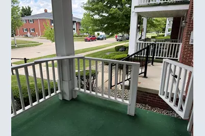 1749 Monticello Street #E4, Trenton, MI 48183 - Photo 4
