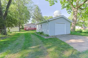 104 Clyborn St, Dowagiac, MI 49047 - Photo 46