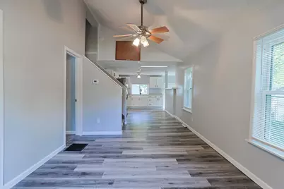 104 Clyborn Street, Dowagiac, MI 49047 - Photo 12