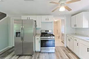 104 Clyborn St, Dowagiac, MI 49047 - Photo 4