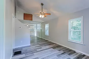 104 Clyborn St, Dowagiac, MI 49047 - Photo 10