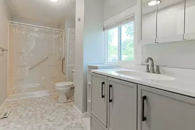 104 Clyborn Street, Dowagiac, MI 49047 - Photo 36