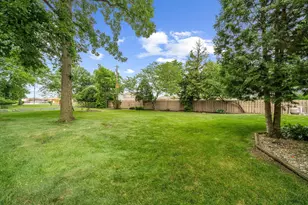 8936 Birchwood Ct, Newport, MI 48166 - Photo 6