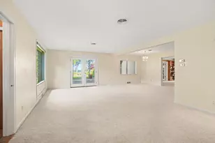 51 Pine St, South Haven, MI 49090 - Photo 14