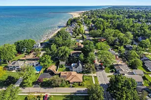51 Pine St, South Haven, MI 49090 - Photo 6