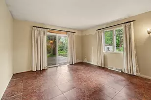 1332 Colgrove Ave, Kalamazoo, MI 49048 - Photo 6