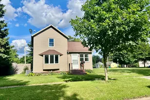503 Center St, Sturgis, MI 49091 - Photo 2