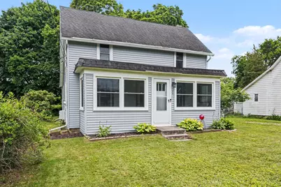 209 Stockbridge Street, Gregory, MI 48137 - Photo 6