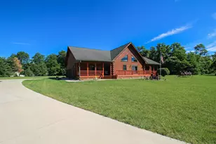 56664 Tanner Trail, Three Rivers, MI 49093 - Photo 4