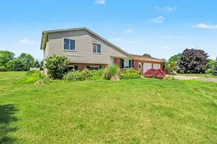 5601 Dexter-Pinckney Rd, Dexter, MI 48130 - Photo 4