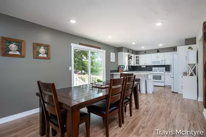 8022 Kraft Avenue SE, Caledonia, MI 49316 - Photo 6