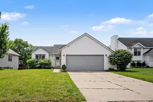 3014 Stonewood St NW, Grand Rapids, MI 49504 - Photo 8