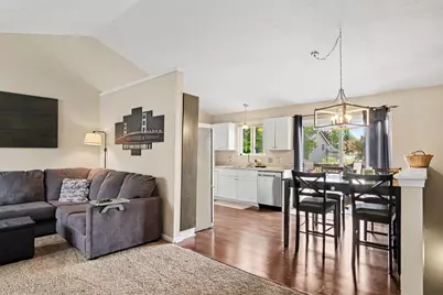 3014 Stonewood Street NW, Grand Rapids, MI 49504 - Photo 2