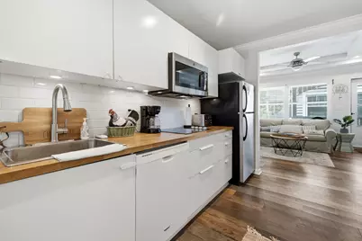 15577 Victor Road #4, Union Pier, MI 49129 - Photo 10