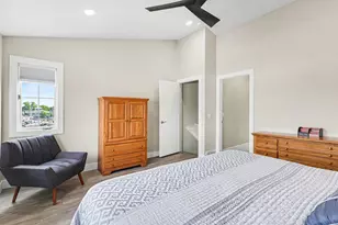 1410 E Harbour Towne Cir, Muskegon, MI 49441 - Photo 18