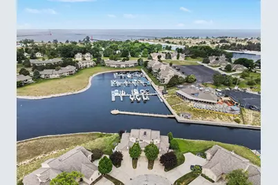 1410 E Harbour Towne Circle # 12, Muskegon, MI 49441 - Photo 30