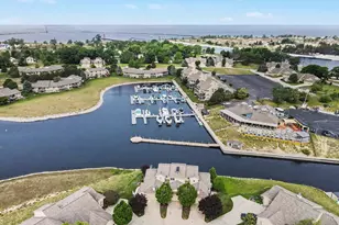 1410 E Harbour Towne Cir, Muskegon, MI 49441 - Photo 30