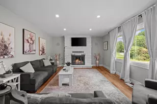 8956 Maplewood Dr, Berrien Springs, MI 49103 - Photo 8