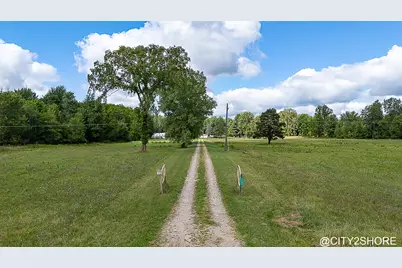 9905 52nd Ave, Allendale, MI 49401 - Photo 2