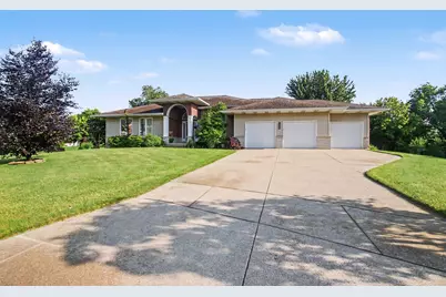 1425 Crystalline Drive SE, Caledonia, MI 49316 - Photo 2