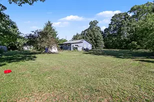 62 S Stewart St, Muskegon, MI 49442 - Photo 16