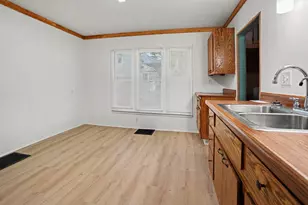 361 W Allegan St, Otsego, MI 49078 - Photo 6