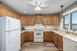 63530 Zabel Shores Rd, Sturgis, MI 49091 - Photo 12