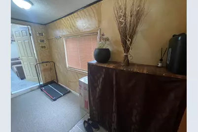2954 Goodson Street, Hamtramck, MI 48212 - Photo 18