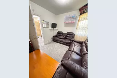2954 Goodson Street, Hamtramck, MI 48212 - Photo 26