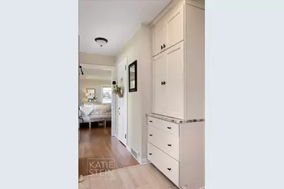 2035 Hall Street SE, Grand Rapids, MI 49506 - Photo 24