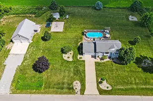 4913 W Daisy Way, Fremont, MI 49412 - Photo 32