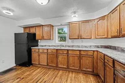 338 College Street, Olivet, MI 49076 - Photo 8