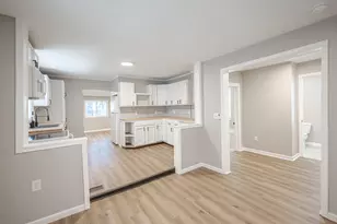 23 Palmer St NE, Grand Rapids, MI 49505 - Photo 6