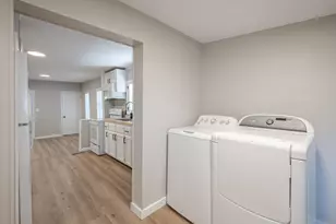 23 Palmer St NE, Grand Rapids, MI 49505 - Photo 18