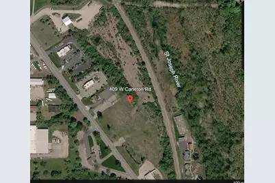 409 W Carleton Road, Hillsdale, MI 49242 - Photo 2