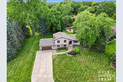 3305 Olderidge Drive NE, Grand Rapids, MI 49525 - Photo 2