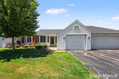 1581 Castlemaine Drive #2, Zeeland, MI 49464 - Photo 2
