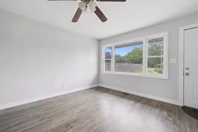 3758 Newcastle Drive SE, Grand Rapids, MI 49508 - Photo 6