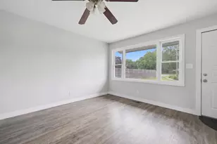 3758 Newcastle Dr SE, Grand Rapids, MI 49508 - Photo 6