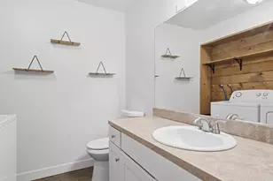 3758 Newcastle Dr SE, Grand Rapids, MI 49508 - Photo 12