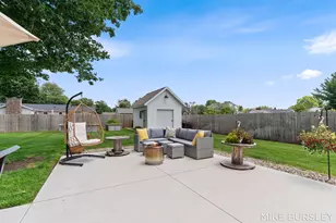 7366 Harmon Ln, Jenison, MI 49428 - Photo 36