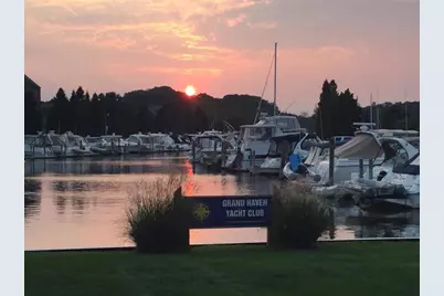 45 Wharfside, Grand Haven, MI 49417 - Photo 10