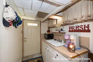 1355 Derby Dr NW, Grand Rapids, MI 49504 - Photo 34