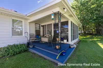 1355 Derby Drive NW, Grand Rapids, MI 49504 - Photo 4