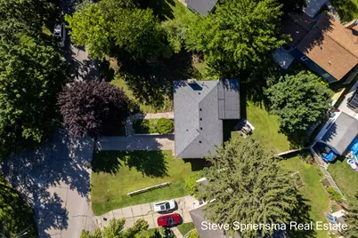 1355 Derby Drive NW, Grand Rapids, MI 49504 - Photo 8