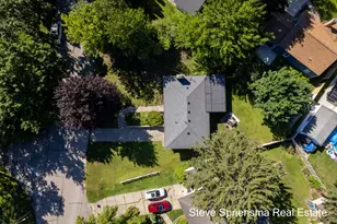 1355 Derby Dr NW, Grand Rapids, MI 49504 - Photo 8